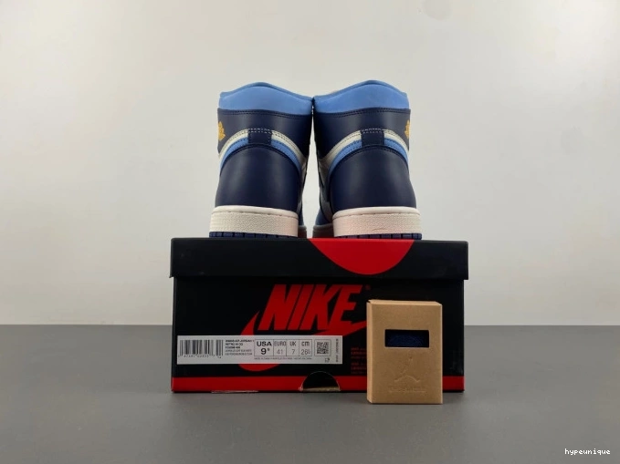 HYPE in Jordan First Flight OG WMNS FD2596-400 High Air 1 0805